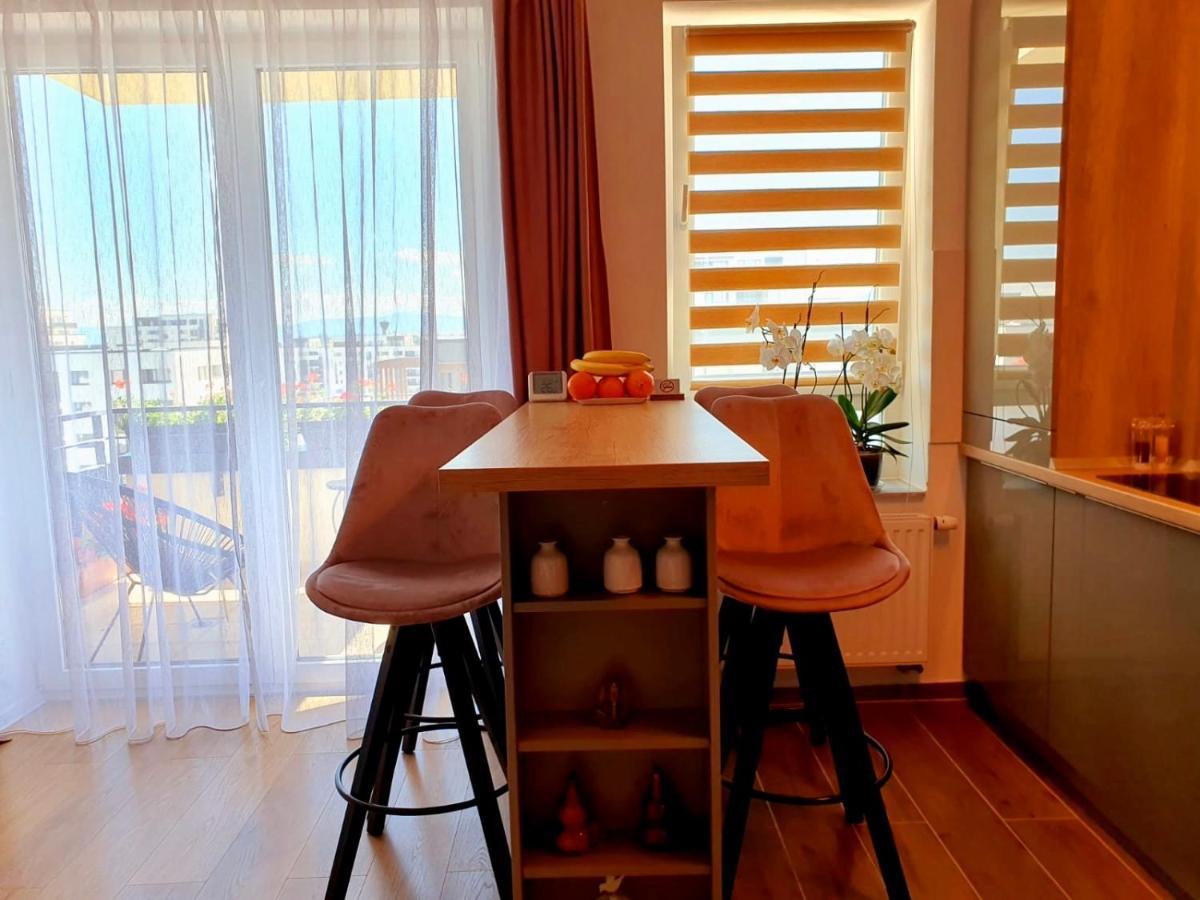 Executive Apartment Avantgarden Coresi Braşov Eksteriør bilde