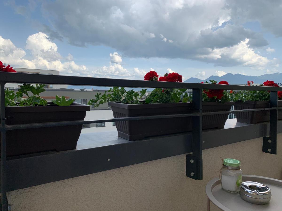 Executive Apartment Avantgarden Coresi Braşov Eksteriør bilde